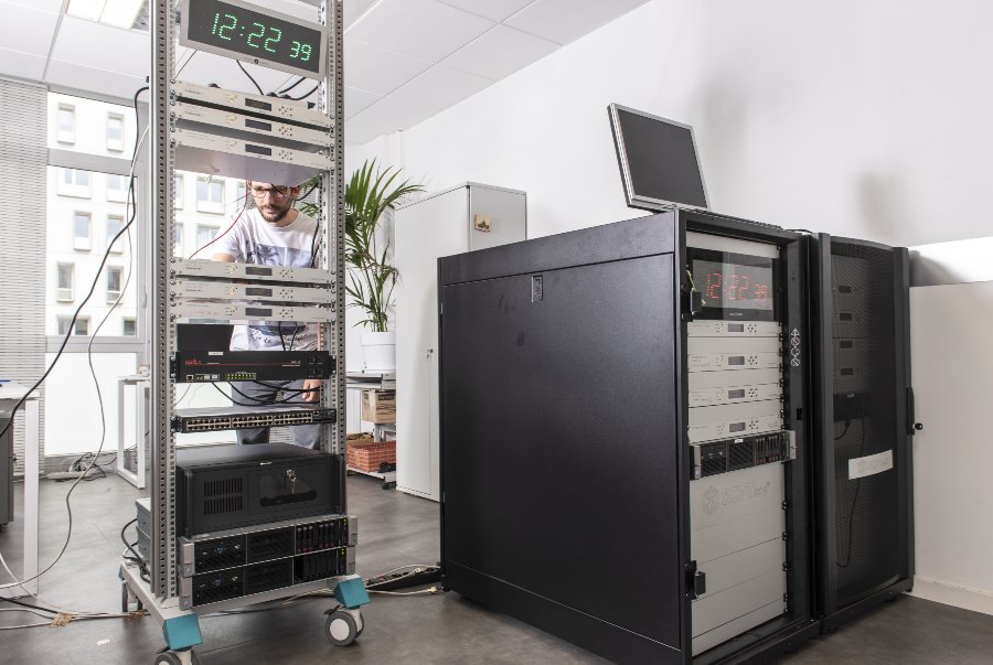 Crédit photo : Hubert RAGUET / GORGY TIMING / FIRST-TF / CNRS Photothèque.